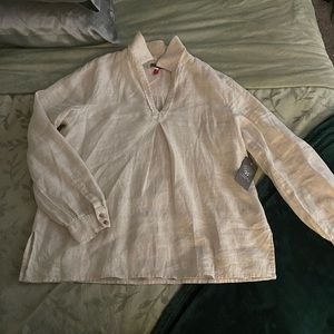 VINCE CAMUTO Collared V Neck Blouse